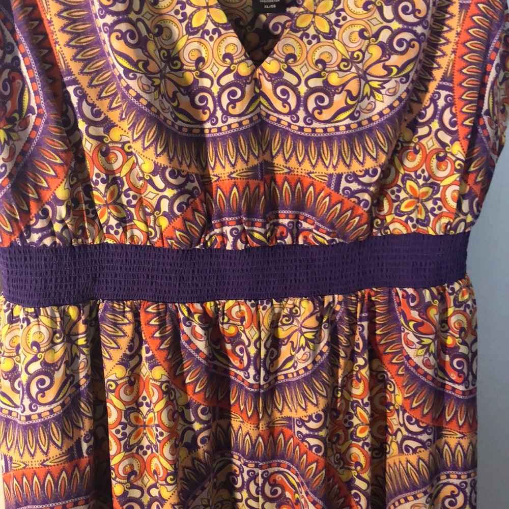 Dress - Picture 3 of 4